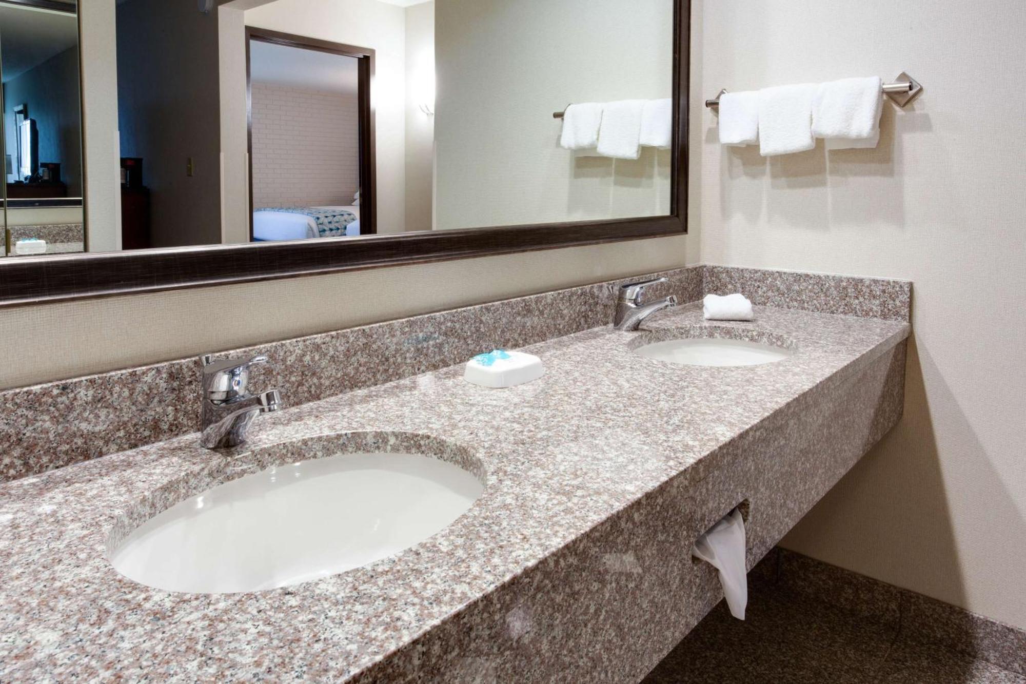 Drury Inn & Suites Nashville Airport Exteriér fotografie